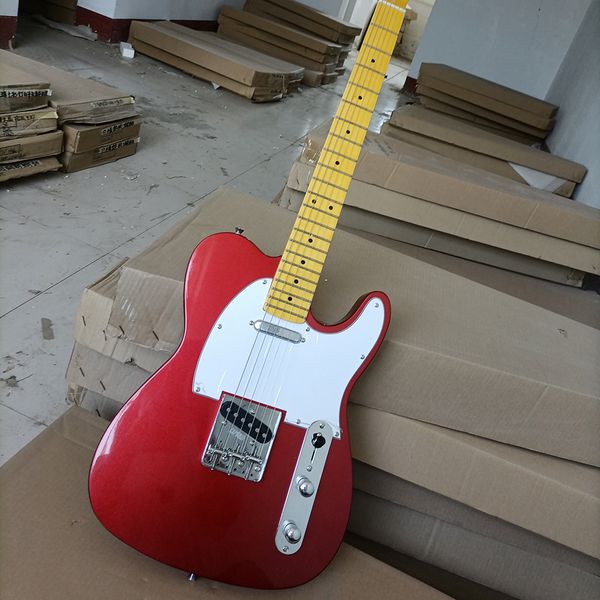 Guitarra eléctrica roja de metal de 6 cuerdas con diapasón de arce amarillo Golpeador blanco personalizable