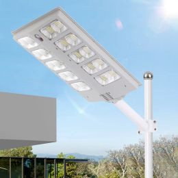 Lampe de sécurité extérieure de jardin de capteur de mouvement de lampadaire solaire LED de 600W 800W 1000W avec le poteau rétractable 22 LL