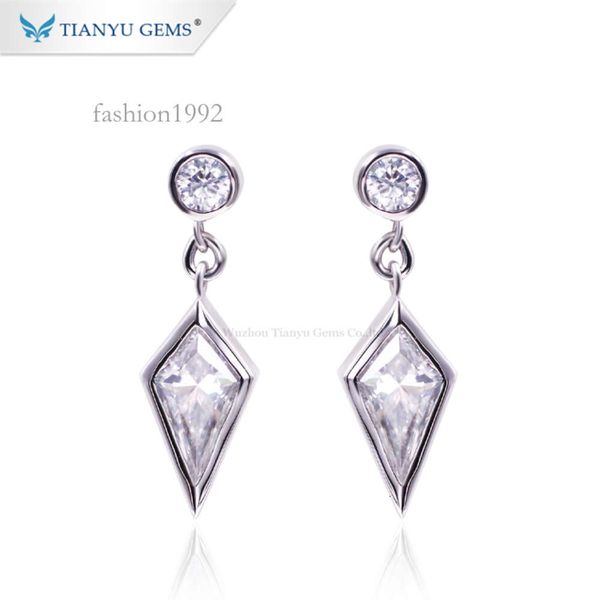 

Tianyu Gems Customized Moissanite Diamond Pt950 Platinum Earrings For Women