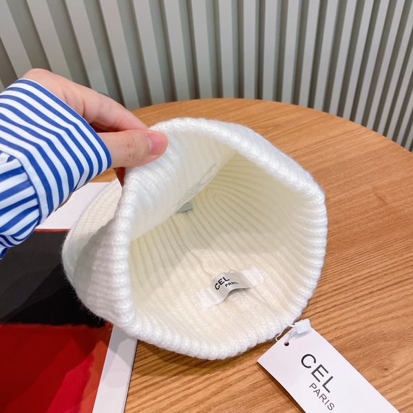 

Designer Women Beanie Winter Warm Beanies Ear Protection Cold Wind Cotton Thick Knit Cap Casual S, Red