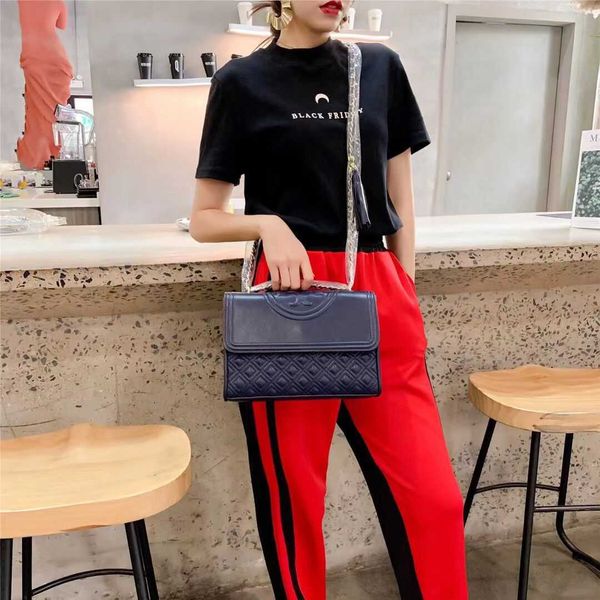 

designer 2023 new tory bag for women qphs tb classic fleming soft size light luxury chain tassel bag cross shoulder flap versatile and magni