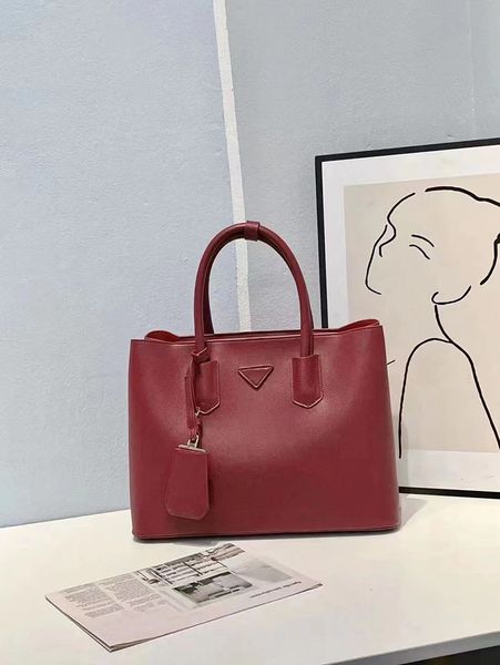 

designer designer tote bag shoulder large handbags leather open hard bucket crossbody bag women 2 size classic triangle decoration 4tpbz