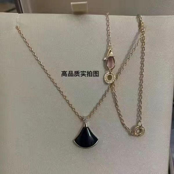 

jewelry designer necklace women's fashionable and charming fan shaped pendant luxury jewelry kxgf, Silver