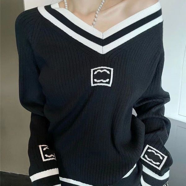 

fashion designer channel women's sweaters wear heart-shaped v-neck knit vertical alphabet embroidery soft and comfortable base high-qua, White;black