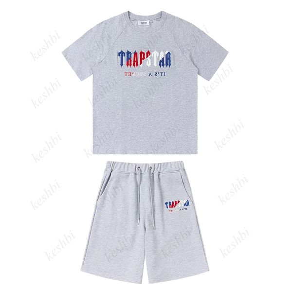 

trapstar mens t shirt pants 2 piece sets designer trapstar tracksuit short and t shirt set black white round neck t-shirt xji3, White;black