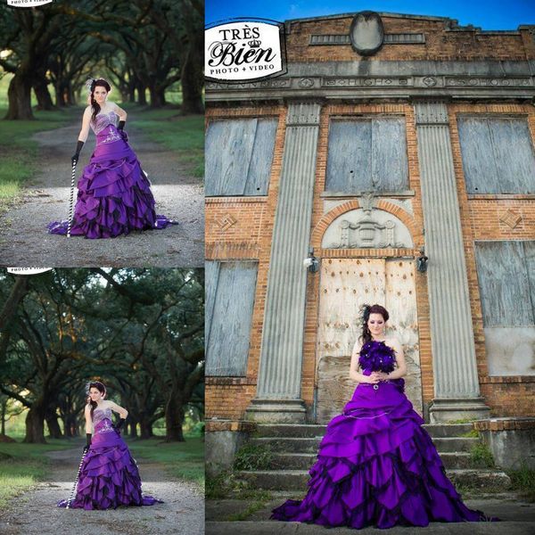 

alternative gothic purple and black wedding dresses ball gown satin beaded embroidery sweetheart corset picks-up halloween bridal gowns, White