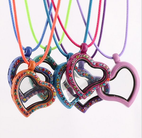 

2017 8colors fashion living memory floating heart locket pendant necklace 30mm 50pcs charm necklaces & pendants, Silver
