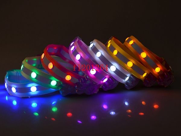 50 pçs / lote Frete Grátis Gem Rhinestone LED Luz Piscando Brilho Noite de Segurança Dog Pet Collar Colar