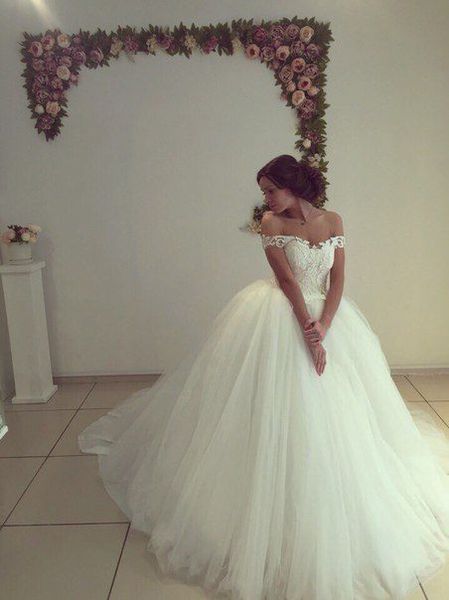 

beautiful off the shoulder ball gown wedding dresses sweep train custom made bridal gowns vestido de noiva bd1128, White