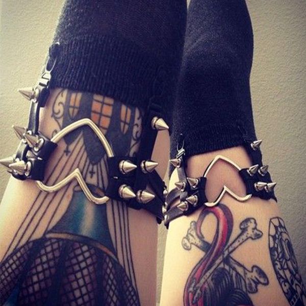 

wholesale-rock pub girl garter belt 2017 rivets harajuku women punk leg ring thigh harness heart garter adjustable size for women toy, Black;white