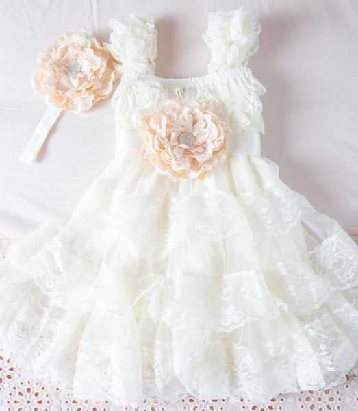 Vestido de menina de flor de laço de marfim - vestido de boneca de bebê de laço de marfim / menina de flor rústica / - Vintage vestido de menina de flor de casamento-Shabby Chic