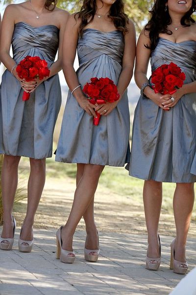 Carino corto abiti da damigella d'onore increspato una linea senza spalline al ginocchio prom abiti da festa vestidos de madrinha taffettà vestido de festa longo