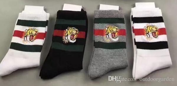 

Men de igner ock tiger head embroidered 2 white 1 balck 1 grey with original box triped jacquard cotton port ock 4pair box