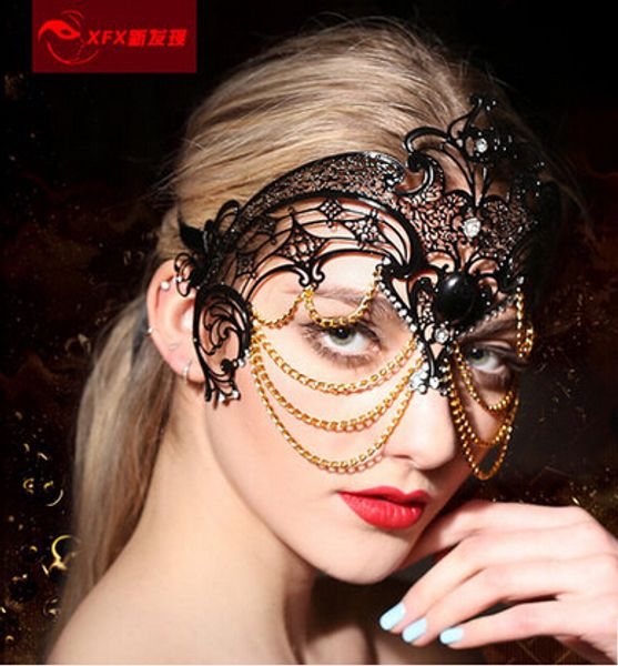 

wholesale-white luxury filigree laser cut venetian masquerade mask w/metal chain halloween mask movie the leash mask