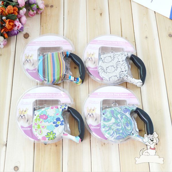 

оптово-случайный цвет !!! 1 шт 5 метров длинный выдвижной поводок поводок поводок поводок собаки поводок автоматическая регулировка