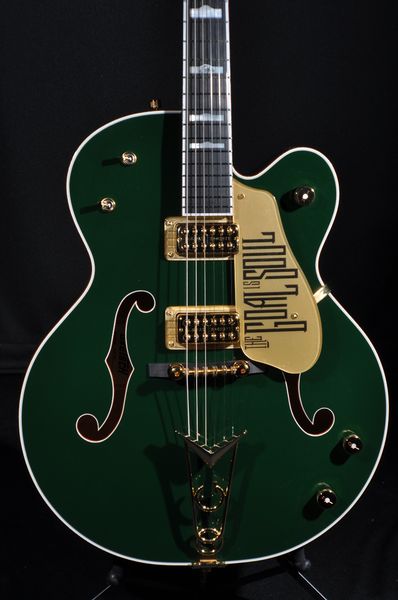 G6136I BONO Irish Falcon Soul Green Hollow Body Jazz Chitarra elettrica Gold Sparkle Binding, GoalSoul Battipenna, Doppi fori F,