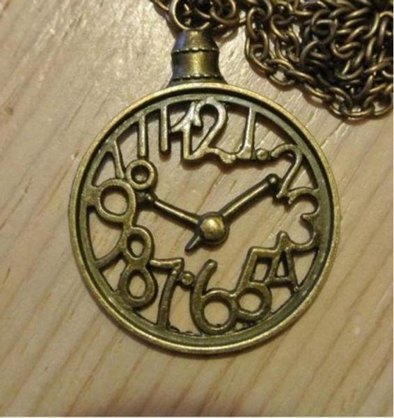 

10pcs оптовой модой Vintage бронзовая ALICE в ожерелье ожерелья WONDERLAND CLOCK для ювелирных из