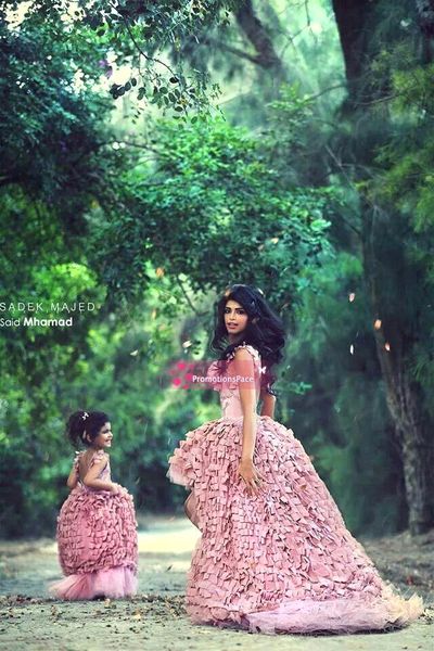 

Новейший дизайн Платья для матери-дочери Розовое бальное платье Платья для девоч