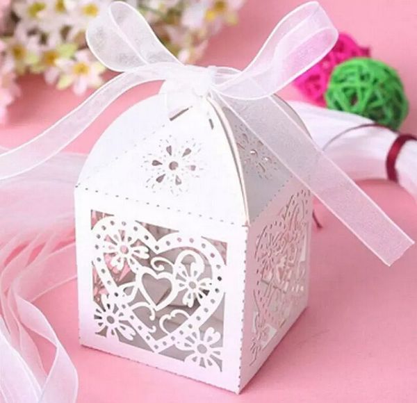 

100pcs heart laser cut wedding bomboniere chocolate candy gift box with ribbon