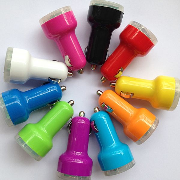 50pcs / lot de alta qualidade Mini Micro Auto Universal Dual 2 Porta USB Car Charger 2.1A Car Charger Adapter