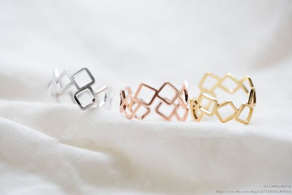 

fashion limited rushed classic rings for women rolling square ring 18k gold plated rings for women wholesale, Golden;silver