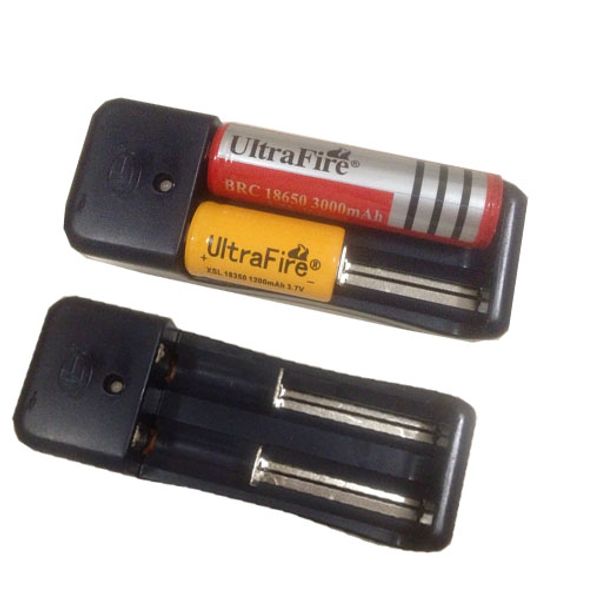 Hochwertiges Universal-Doppelbatterieladegerät für 18650 18350 26650 14500 Batterieladegeräte mit 2 Ladeanschlüssen und EU-US-Stecker. Kostenlose Lieferung