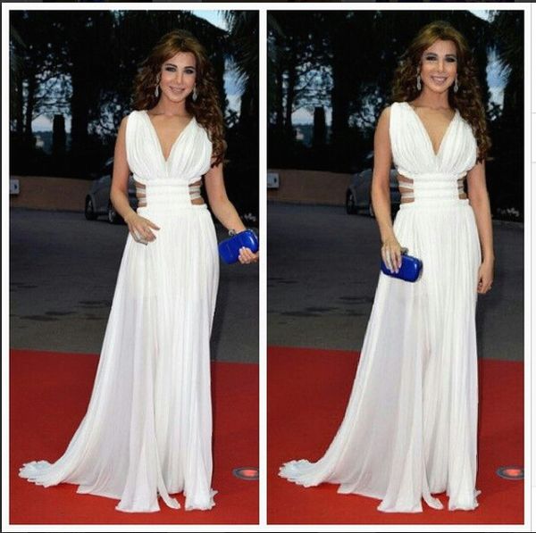 Nancy Ajram árabe Dubai Ruched Chiffon Vestidos de festa Vestidos de festa Tapete vermelho Vestido de celebridade muçulmana Decote profundo Divisão lateral