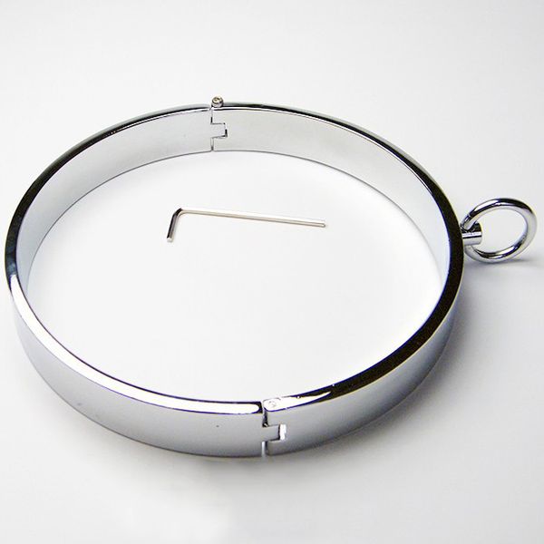 Metallkragen-Bondage-Einschränkung, verchromter Stahl, robuste Halsbänder, männlicher Halsring, dicker Eisen-Verriegelungskragen, spiegelpoliert
