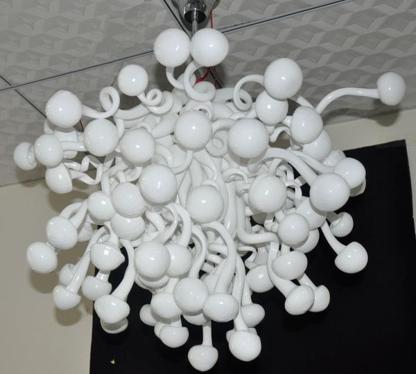 Lampade a sospensione soffiate a bocca al 100% CE UL Vetro borosilicato stile Murano Dale Chihuly Art Cristalli lampadario a forma di fungo bianco puro