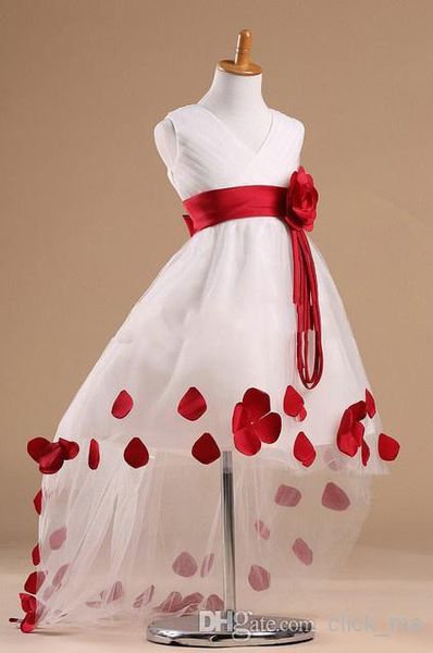 

2017 latest desinger style flower girl dresses patterns in v-neck sleeveless high low rose sash white flower girl dress with red petals, White;blue