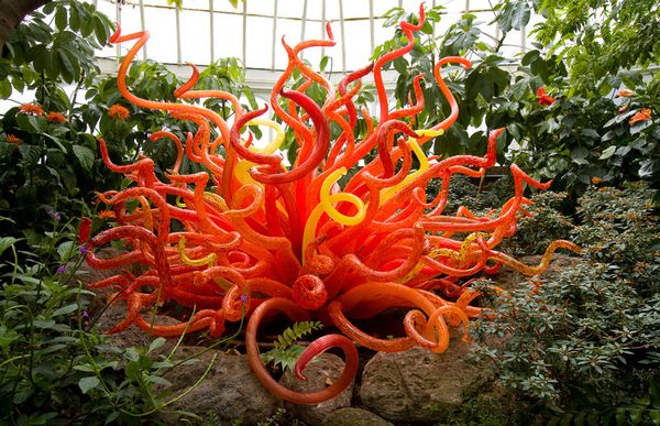 Made in China Decorazioni d'arte da giardino Lampade di colore rosso giallo Bella scultura in vetro soffiato di Murano