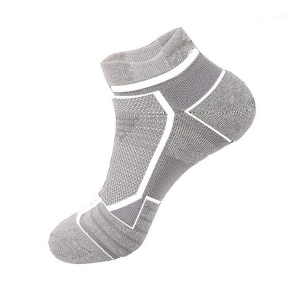 

plus size mens basketball socks designer sweat absorbent breathable thick ankle socks mens professional sports socks, Black