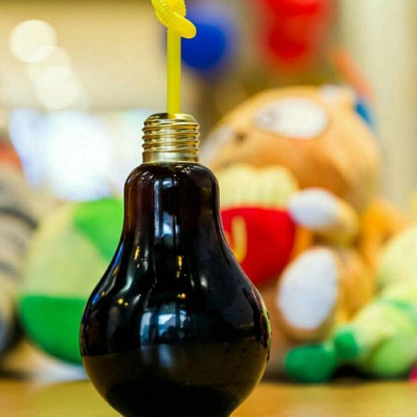 

plastic bulb water bottle luminous juice milk bulb portable leak-proof beverage bulb bottle wedding birthday party juice cup