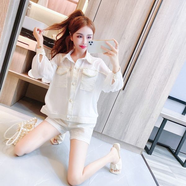 

women dressises 2020 new fashion temperament long-sleeved sunscreen shirt fashion casual shorts thin two-piece suit women, Black;white