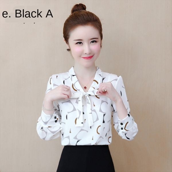

selling 2020 autumn women's long-sleeved t-shirt temperament western style base super fairy outside wearing small, White