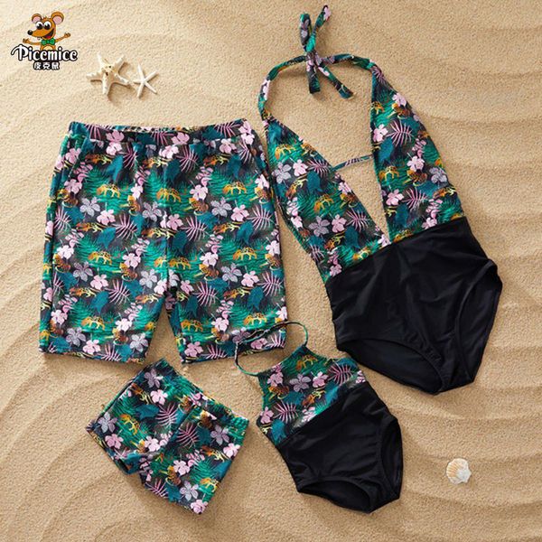 

family matching outfits 2021 swimsuit mother daughter swimwear mommy and me clothes floral mom father son bathing suit, Blue