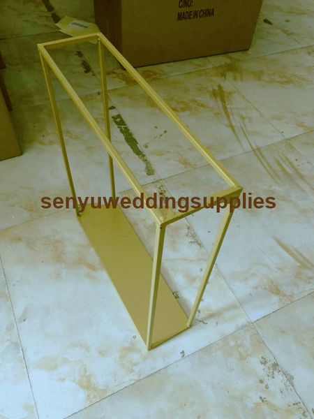 New alto e grandes pintados da flor do metal ouro / Peça central Stands com Tops ouro Pentágono Flower Stands senyu0436