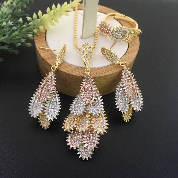

lanyika fashion jewelry elegant peacock tail micro inlay necklace with earrings and ring for wedding banquet luxury gift, Silver
