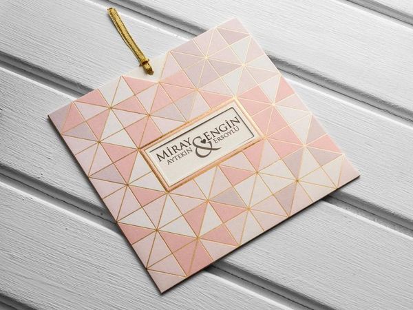 

50pcs лазерная резка свадебные пригласительные карты элегантные свадебные душ подарочные наборы поздравительную открытку kod: 10560