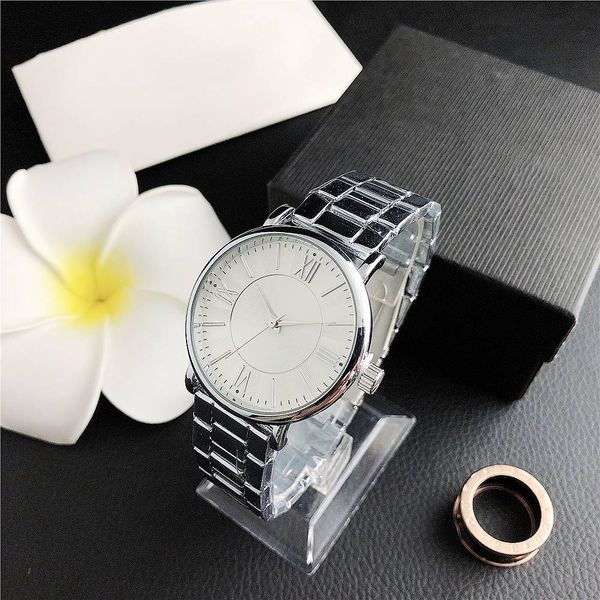 

2020 горячие продажа мужские и женские кварцевые часы высокого качества тавра кварца часы, Slivery;brown