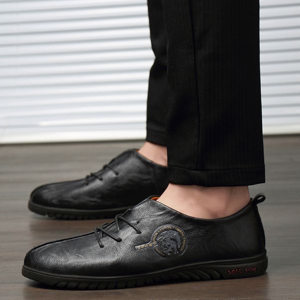 

2019 autumn male loafers breathable men shoes casual comfortable soft driving shoes male leather flat men loafers hc-533, Black