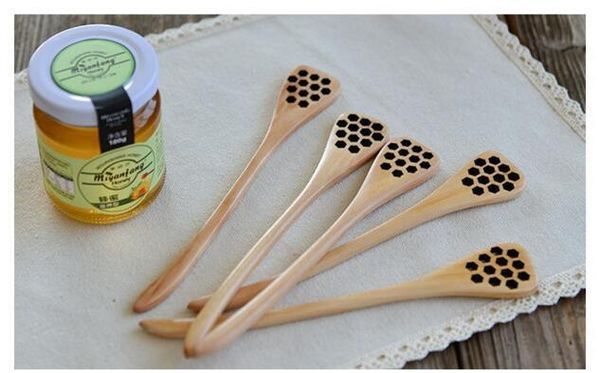 Hot Cute Wood Creative Carving Cucchiai per agitare pettine intagliato Dipper Utensili da cucina Posate Accessorio 2021