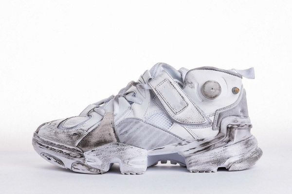 

2019 new originals x vetements 17 jointly genetically modified pump sneakers men womens casual inflation casual shoescasual shoes, Black