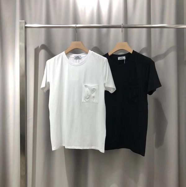 

2020 hip hop mens designer tshirts luxury mens конструктора t shirt высокое качество мужчины женщины пары вскользь с коротким рукавом мужска, White;black