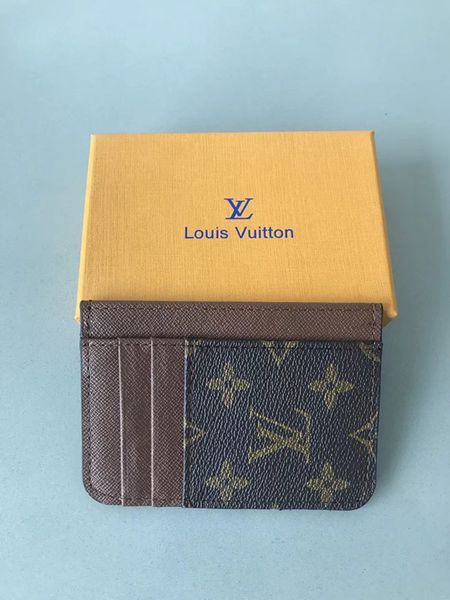 

European tereo 2018 quality men and women leather wallet card more credit card bu card no box