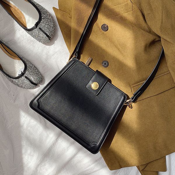 

2020 new wide shoulder strap bag new organ bags shoulder bag messenger bags