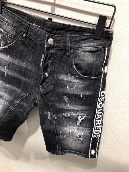 

Italian fa hion de ign d2 men rip torn riding denim hort lim monogrammed black motorcycle jean pant tyle per onality old jean tro