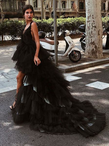 

Sexy V-Neck Sleeveless Tulle 2019 Evening Gowns Black Hi-Lo Black Layered Prom Dress Custom Made Informal Party Dresses