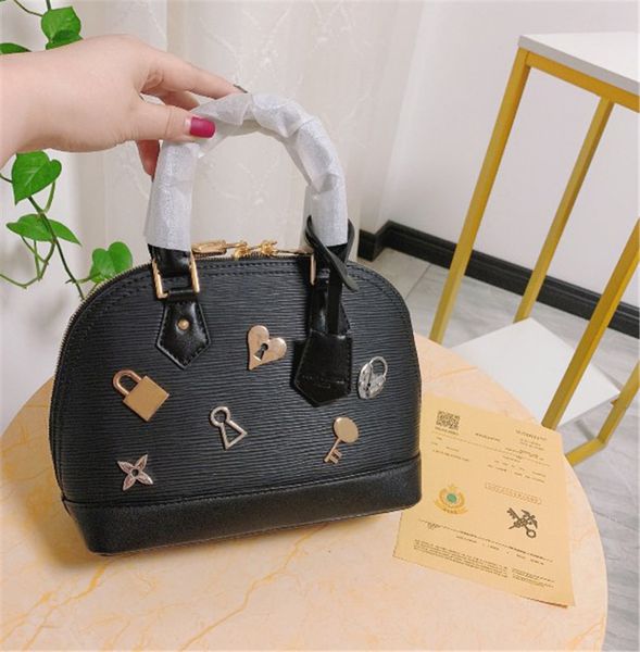

designer luxury handbag shoulder bag shell stars fashion cfy2003052