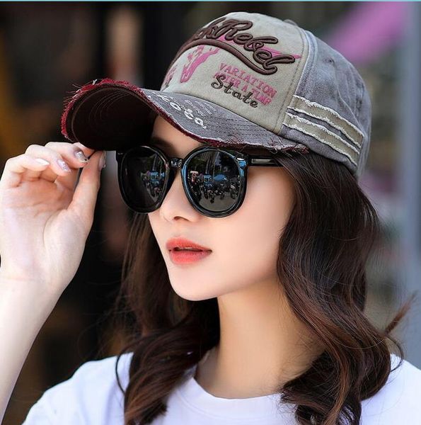 

luxury brand designer spring-summer couple personality avant-garde fashion casual men and women outdoor high-end web celebrity cowboy hats, Blue;gray